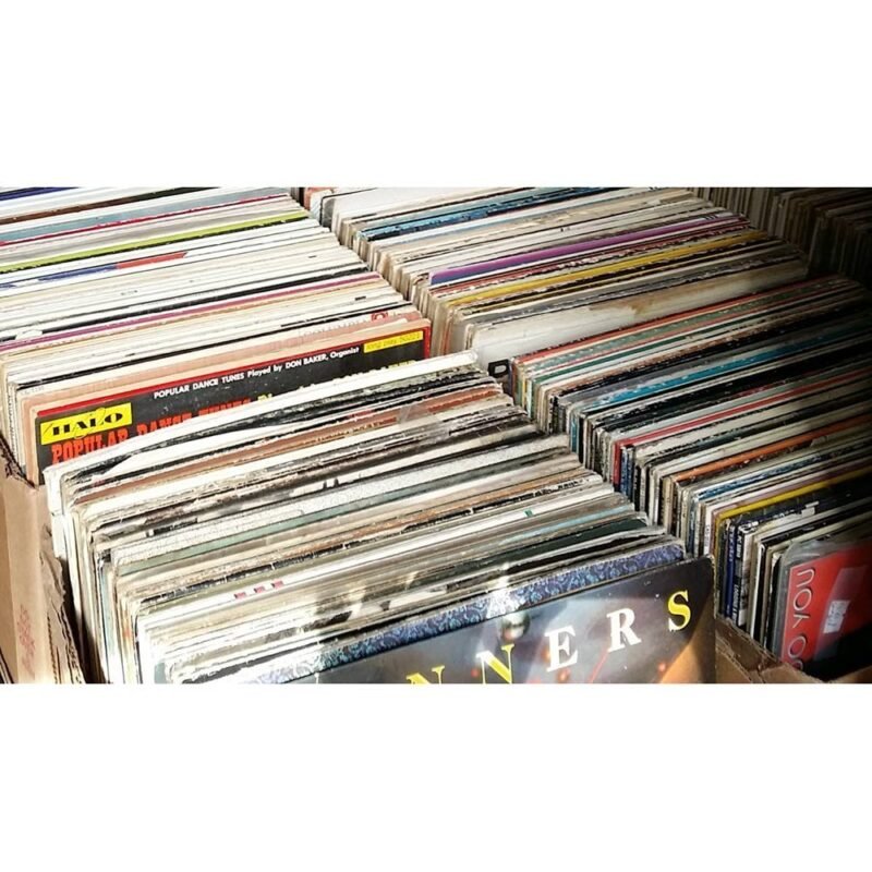 VILLAGE MUSIC WORLD - Mystery Box Vinyl Records Music Albums LPS Bulk Lot Randomly Chosen Vintage Original LPs with Sleeves Lot of (20)
